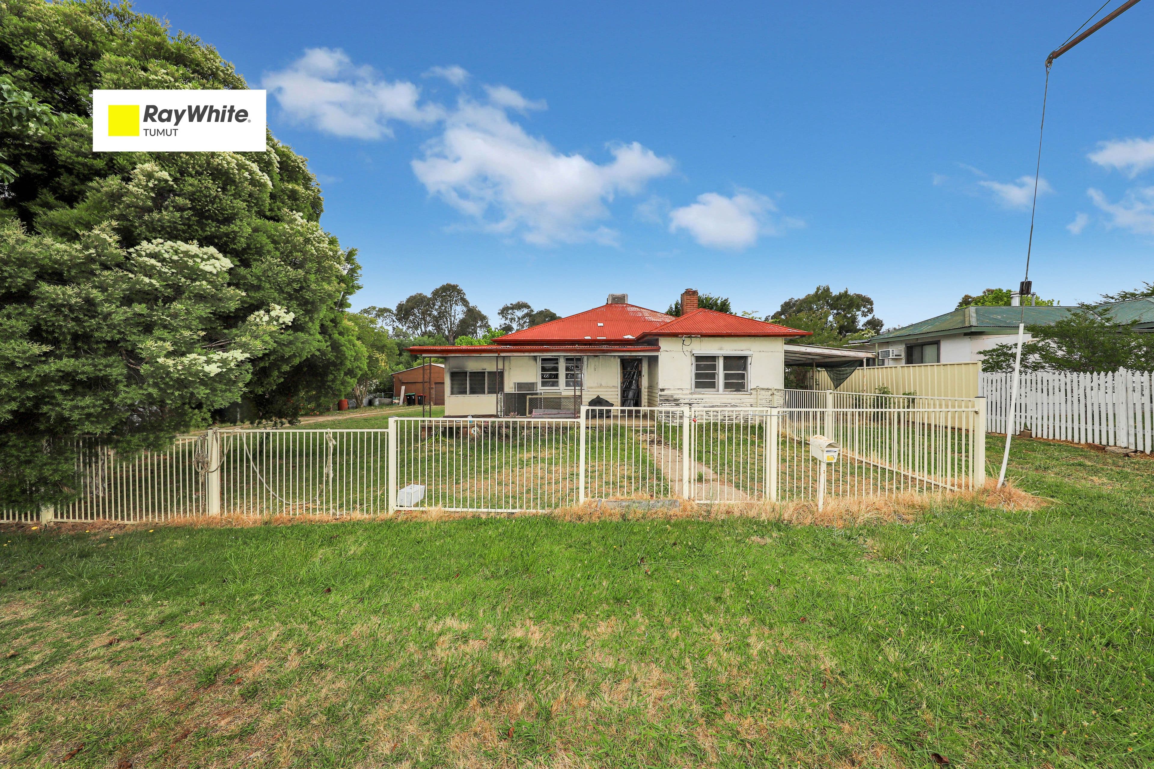 44 Broughton Street, Tumut NSW 2720, Tumut - Image 1