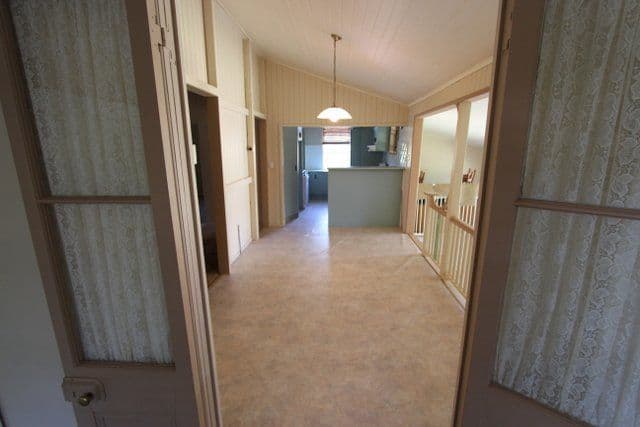 19 Hilda Street, CHARLEVILLE QLD 4470, Charleville - Thumbnail 8