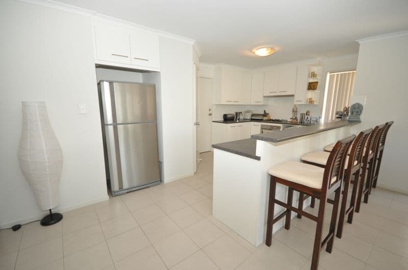 7 Strathmore Avenue, SMITHFIELD SA 5114, Smithfield - Thumbnail 5