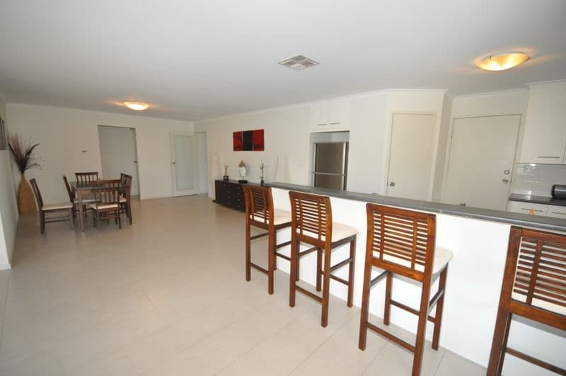 7 Strathmore Avenue, SMITHFIELD SA 5114, Smithfield - Thumbnail 6
