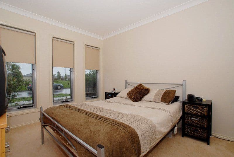 7 Pharaoh Drive, CRANBOURNE VIC 3977, Cranbourne - Thumbnail 7