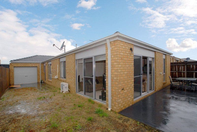 7 Pharaoh Drive, CRANBOURNE VIC 3977, Cranbourne - Thumbnail 8