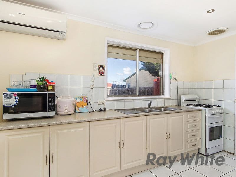 15 Torino Street, St Albans VIC 3021, St Albans - Thumbnail 3