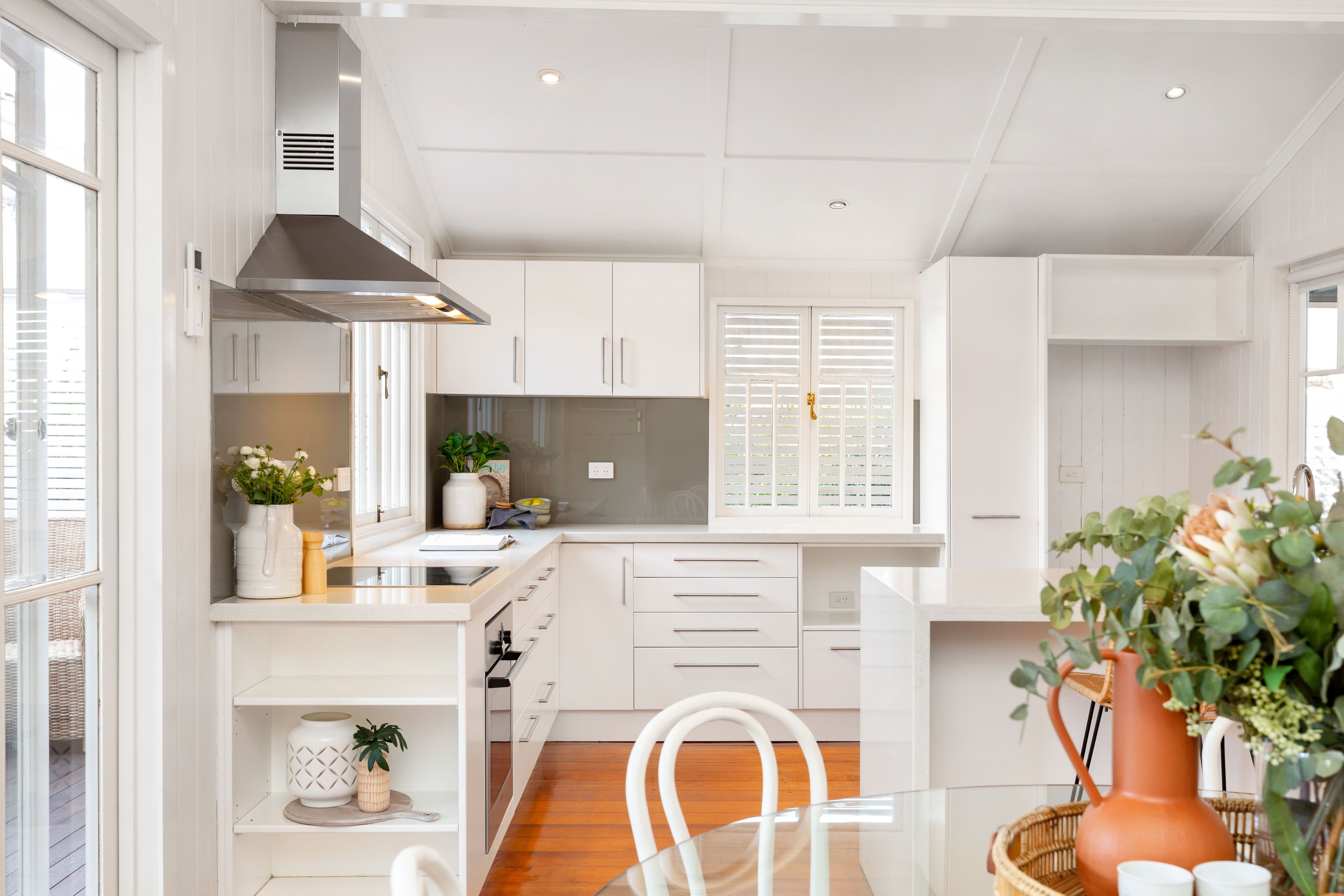 102 Clara Street, Camp Hill QLD 4152, Camp Hill - Thumbnail 4