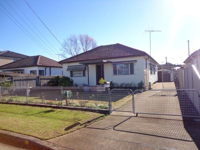 37 Earl Street, CANLEY HEIGHTS NSW 2166, Canley Heights - Image 1