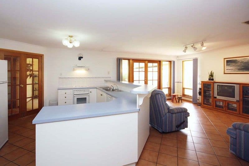 7 Osterley Street, OAKDEN SA 5086, Oakden - Thumbnail 2