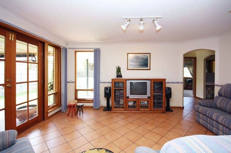 7 Osterley Street, OAKDEN SA 5086, Oakden - Thumbnail 3