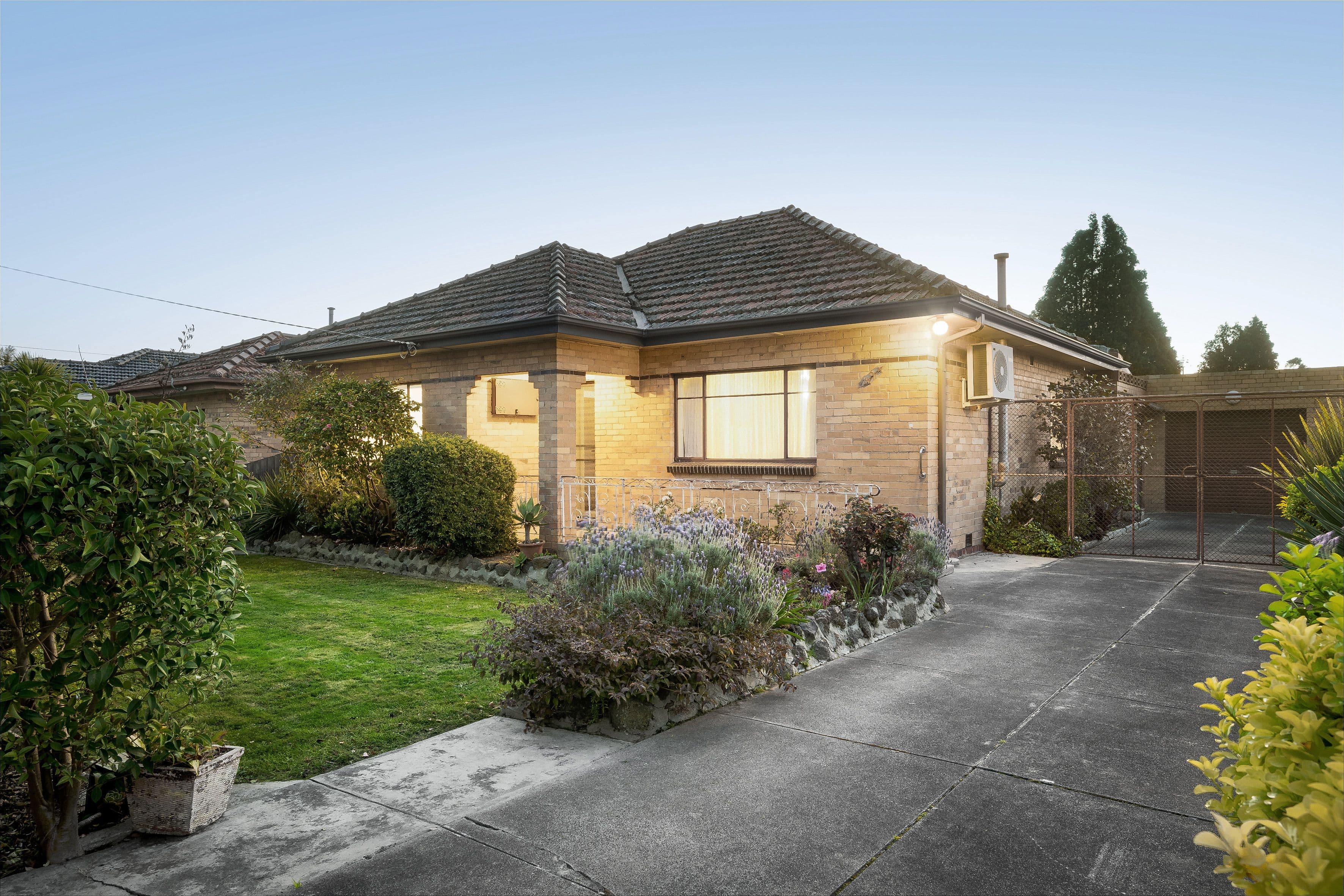 9 Dowling Street, Fawkner VIC 3060, Fawkner - Thumbnail 2
