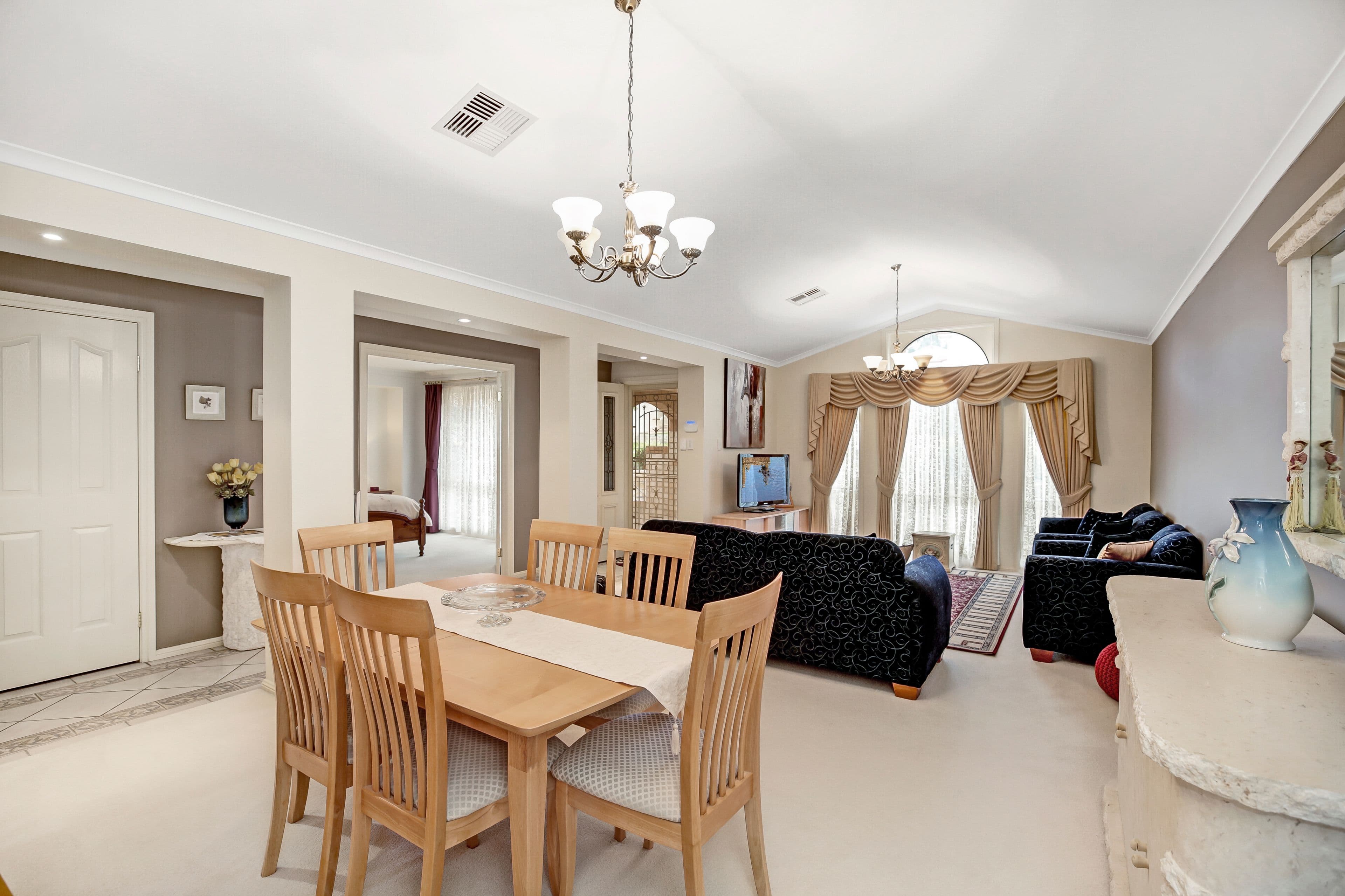 17 Orlander Avenue, Glenmore Park NSW 2745, Glenmore Park - Thumbnail 3