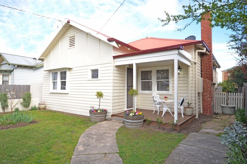 3 Nightingale Street, NEWINGTON VIC 3350, Newington - Image 1