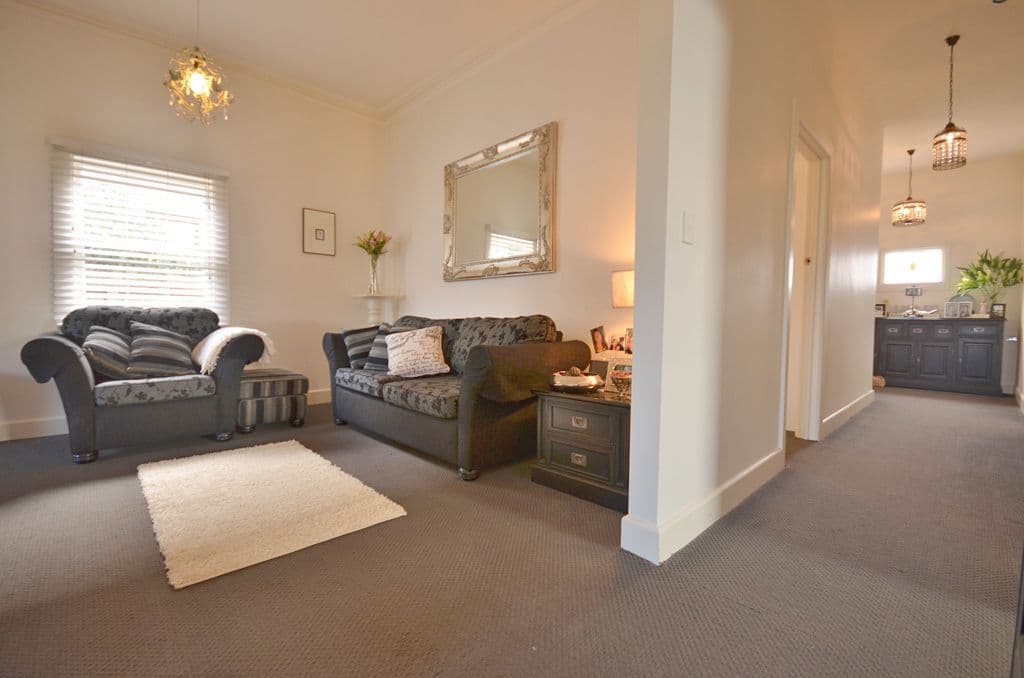 3 Nightingale Street, NEWINGTON VIC 3350, Newington - Thumbnail 2