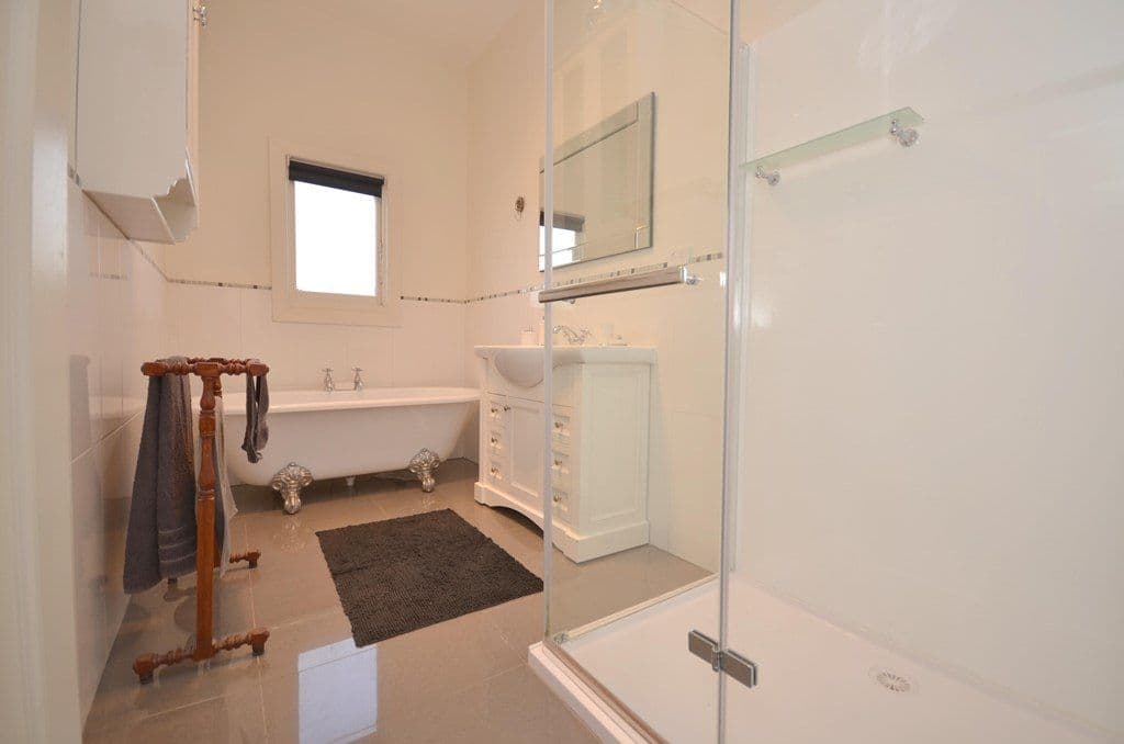 3 Nightingale Street, NEWINGTON VIC 3350, Newington - Thumbnail 6