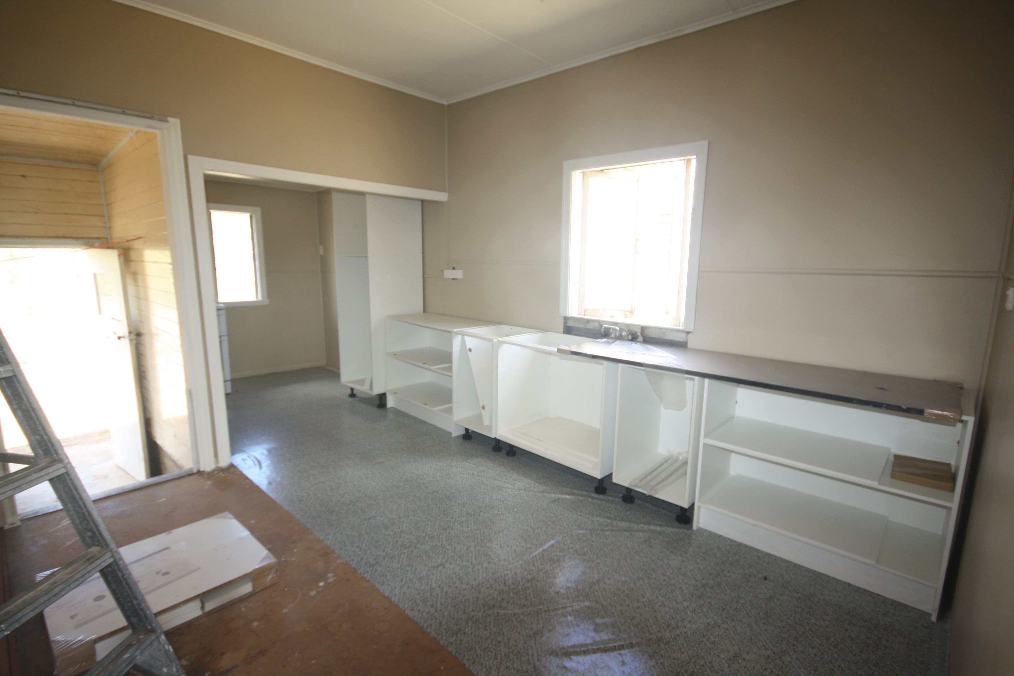9 Hodgkinson Street, Eidsvold QLD 4627, Eidsvold - Image 1