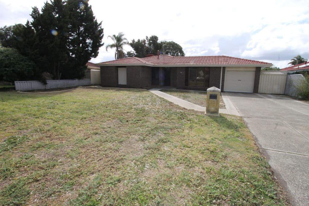 55 Osprey Circle, Ballajura WA 6066, Ballajura - Image 1