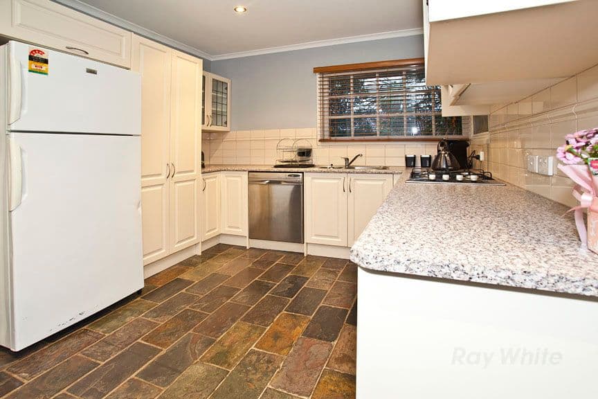 33 Burke Road, FERNTREE GULLY VIC 3156, Ferntree Gully - Thumbnail 2