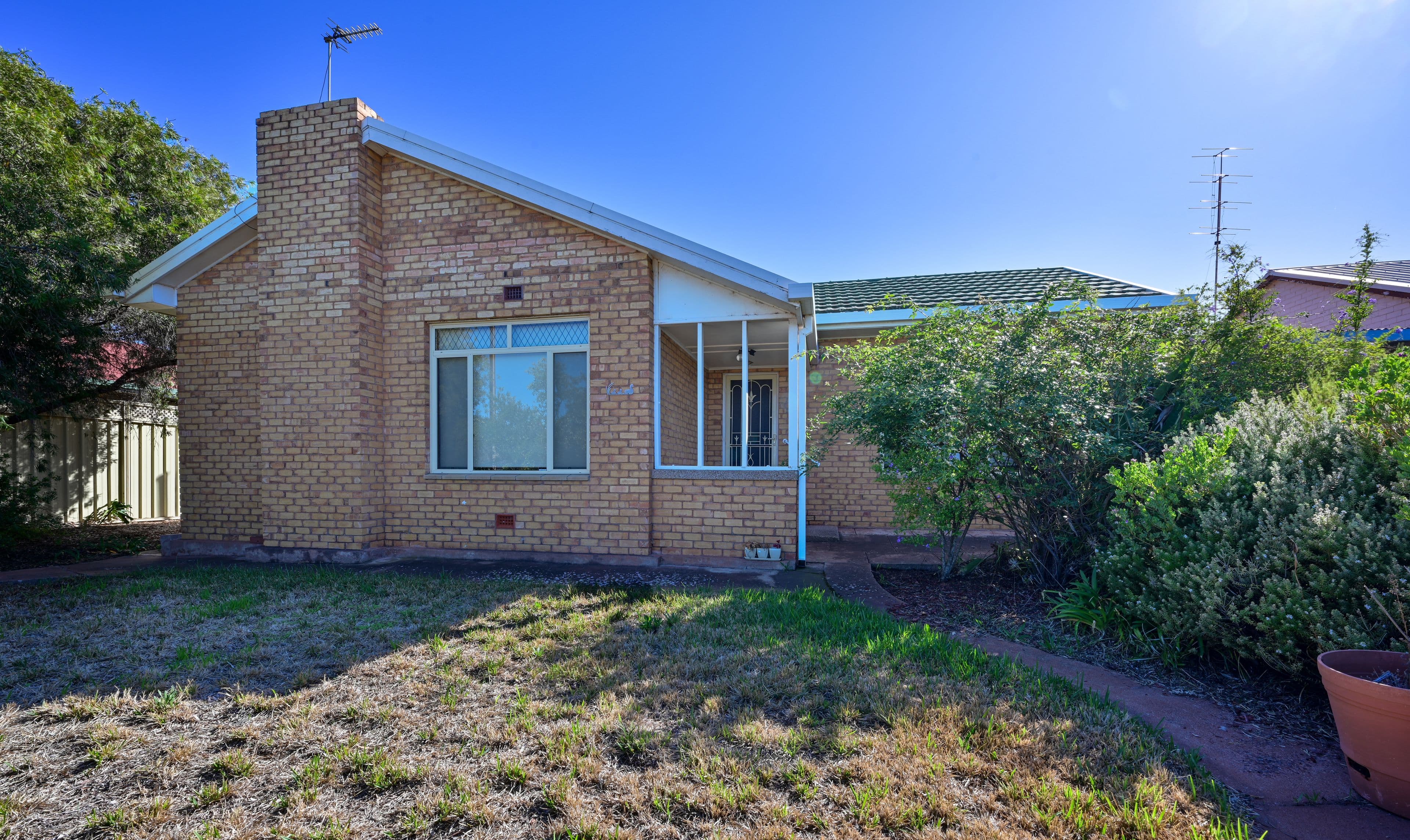 42 Newton Street, Whyalla SA 5600, Whyalla - Thumbnail 2