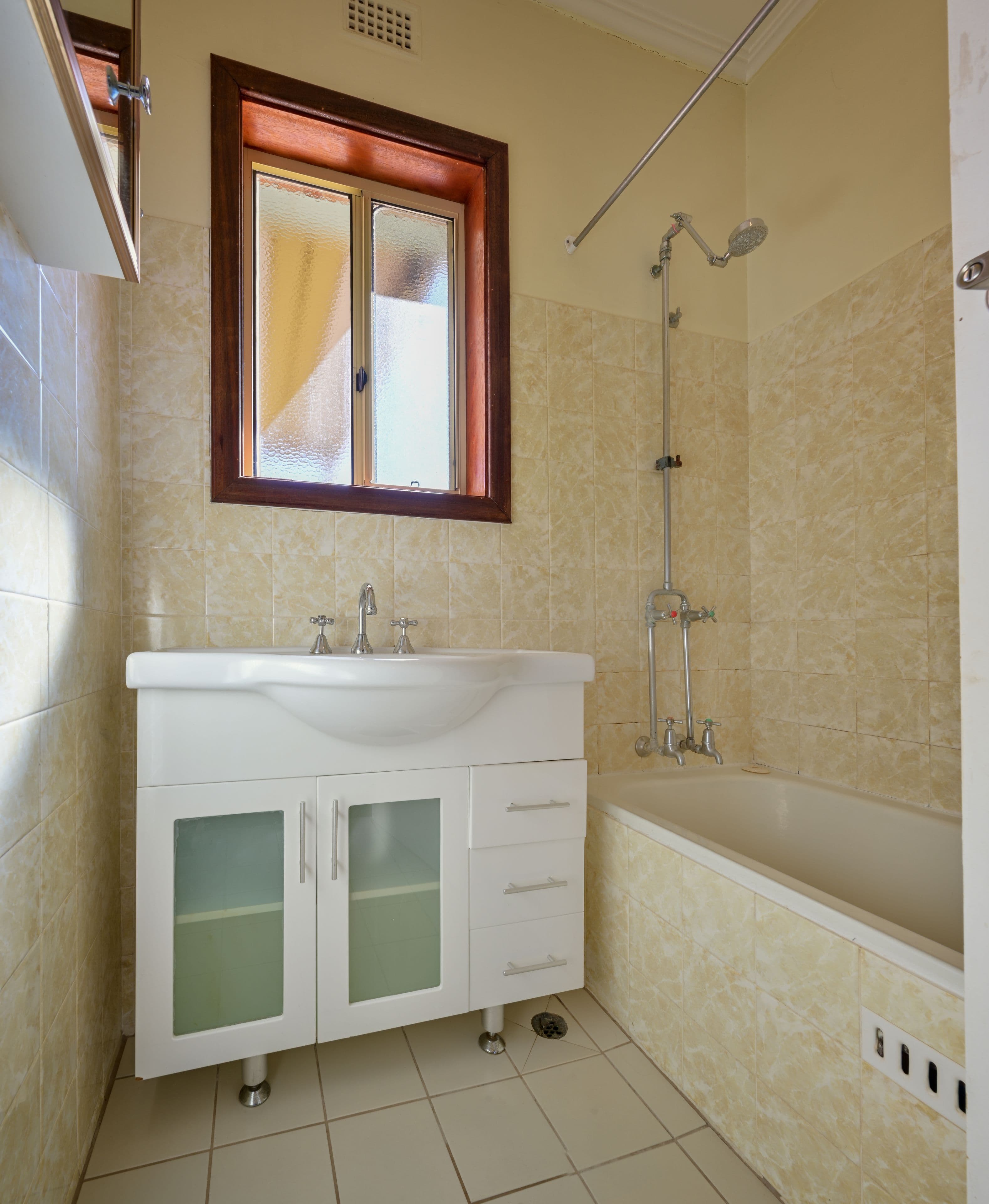 42 Newton Street, Whyalla SA 5600, Whyalla - Thumbnail 5