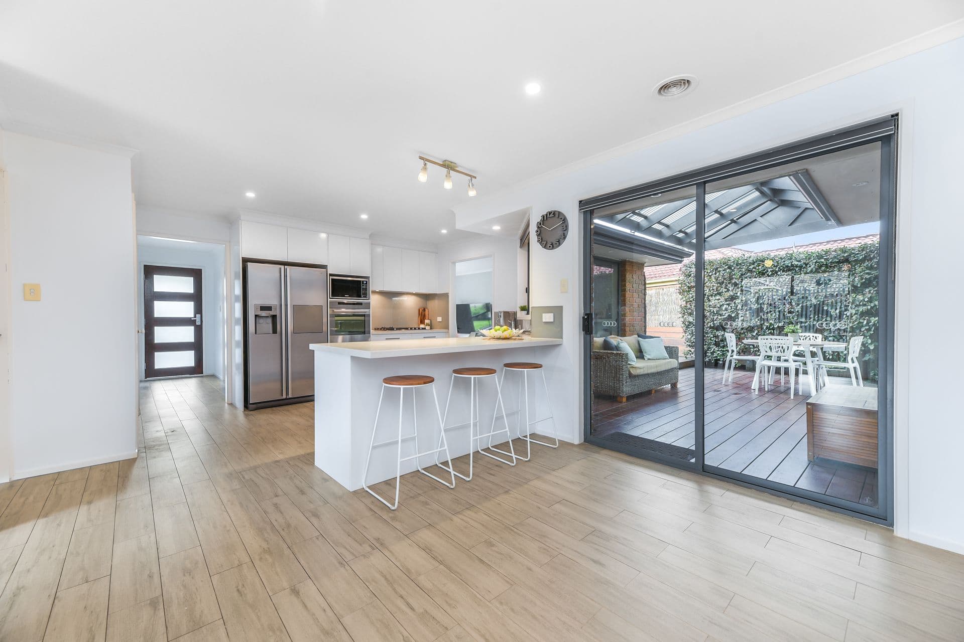 27 Michelle Drive, Berwick VIC 3806, Berwick - Thumbnail 3