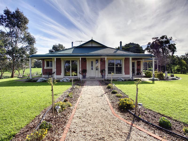 24 Cowper Road, Montarra - Thumbnail 2