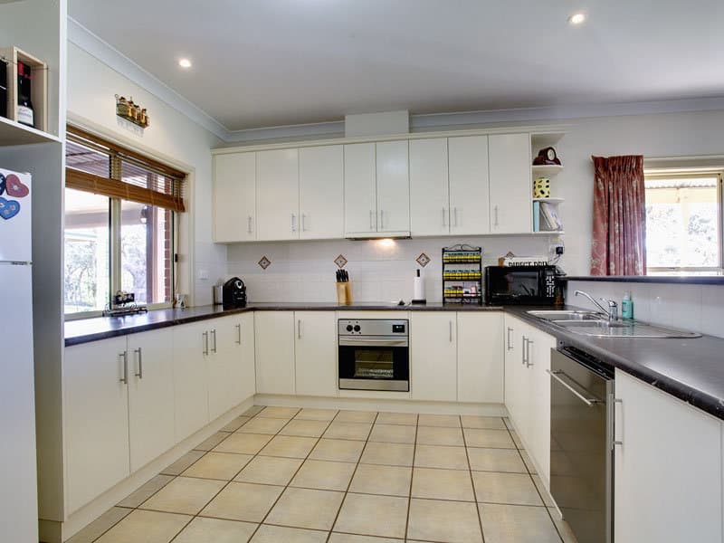 24 Cowper Road, Montarra - Thumbnail 7