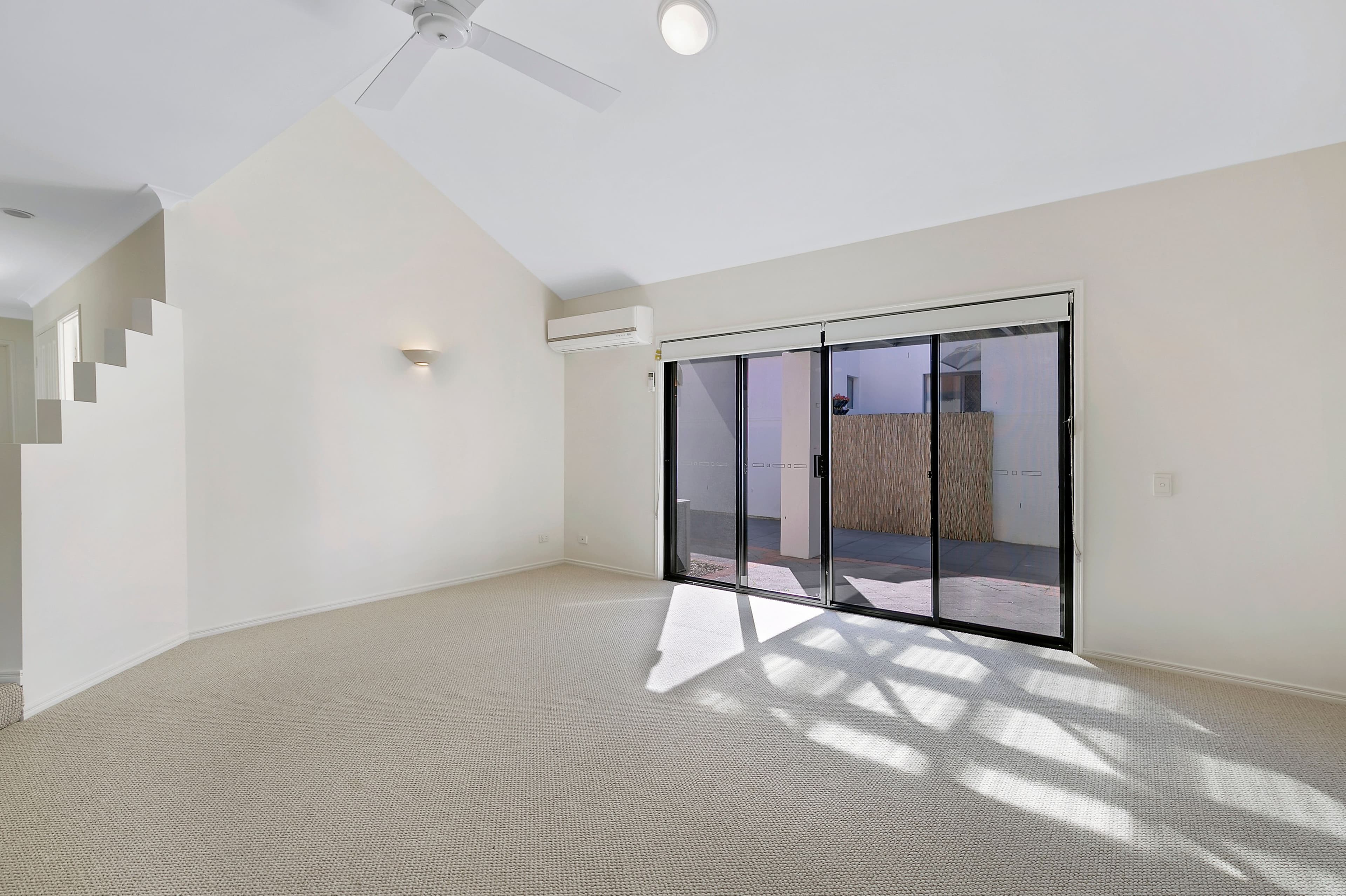 17 Zac Avenue, Coombabah QLD 4216, Coombabah - Thumbnail 5