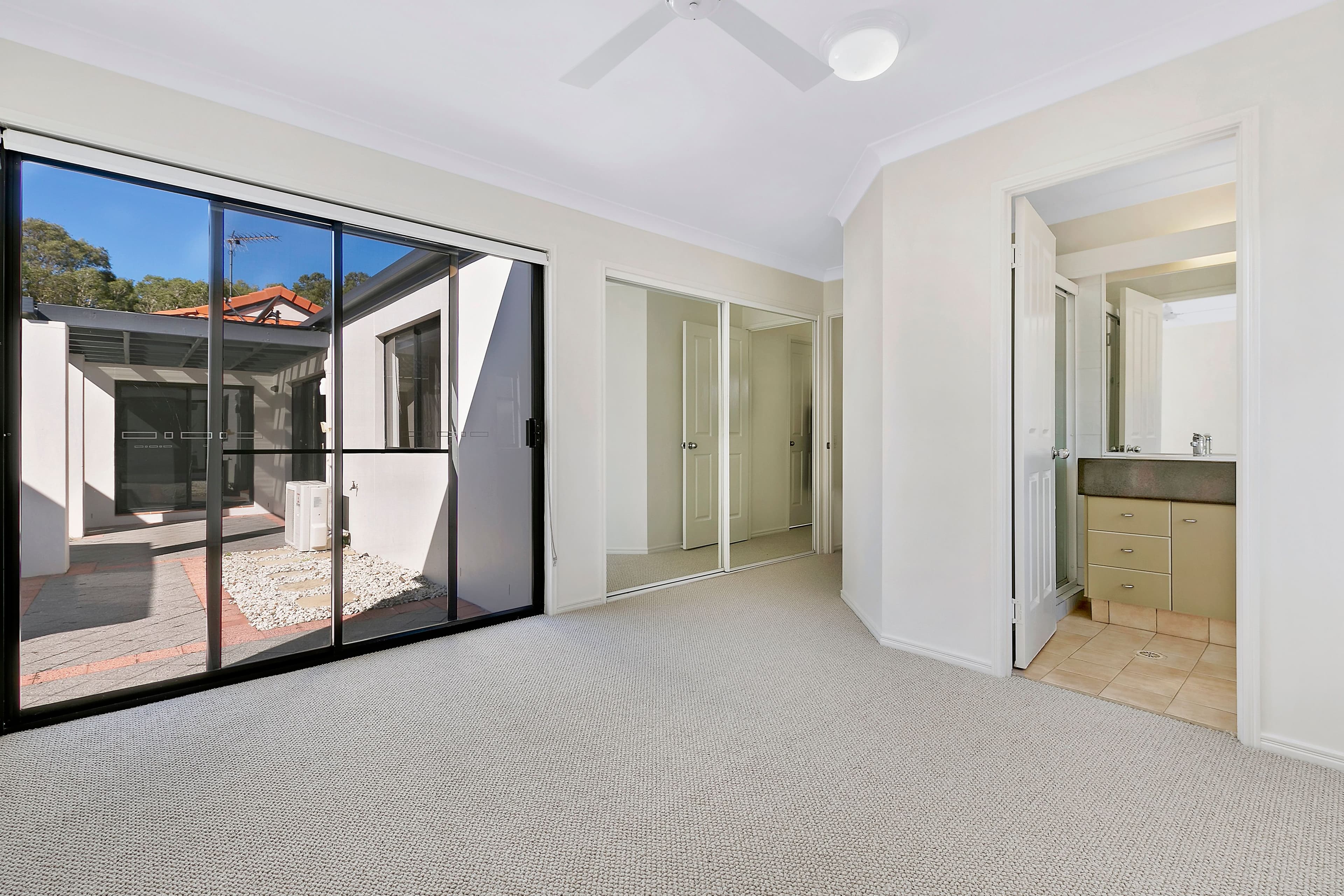 17 Zac Avenue, Coombabah QLD 4216, Coombabah - Thumbnail 6