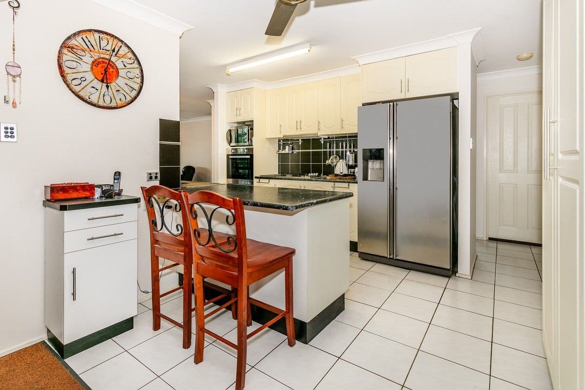 30 Matson Avenue, Regents Park QLD 4118, Regents Park - Thumbnail 5