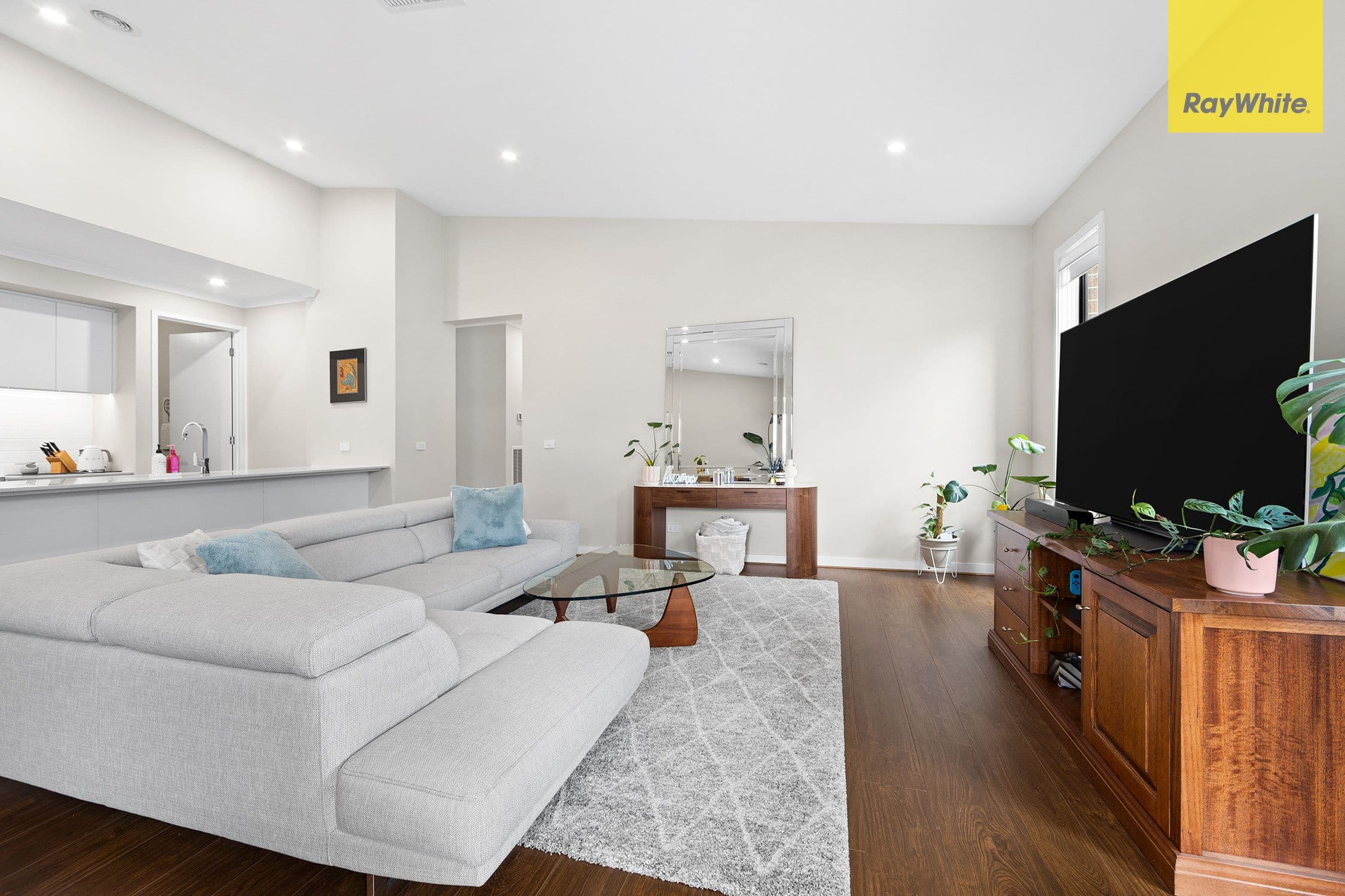 15 Cobalt Crescent, COBBLEBANK VIC 3338, Cobblebank - Thumbnail 3