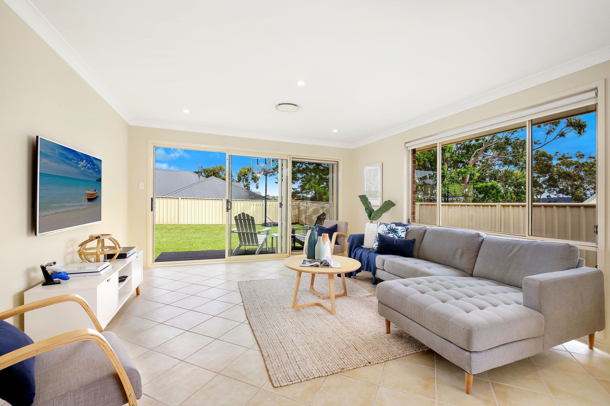 16 Armstrong Close, Bensville - Thumbnail 2