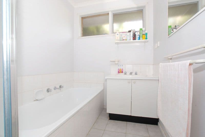 110  Carrum Woods Drive, CARRUM DOWNS VIC 3201, Carrum Downs - Thumbnail 5