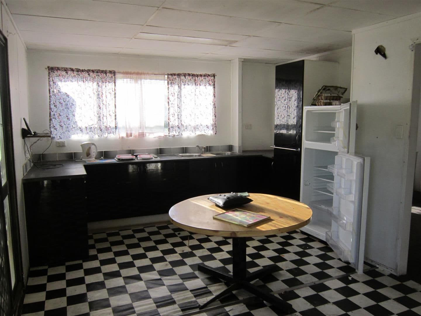 26 Fogarty Road, Fairy Bower QLD 4700, Fairy Bower - Thumbnail 5