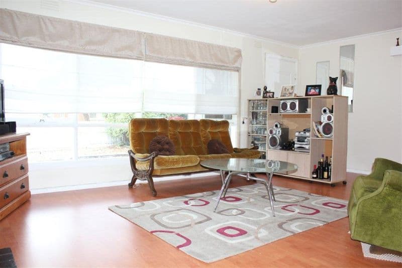 3  Hooker Avenue, SPRINGVALE VIC 3171, Springvale - Thumbnail 2