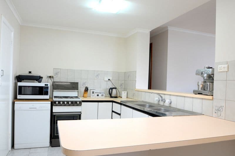 3  Hooker Avenue, SPRINGVALE VIC 3171, Springvale - Thumbnail 3