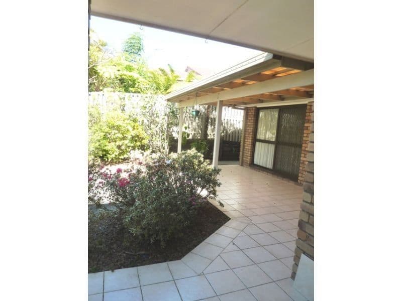10 Cheltenham Drive, ROBINA QLD 4226, Robina - Thumbnail 7