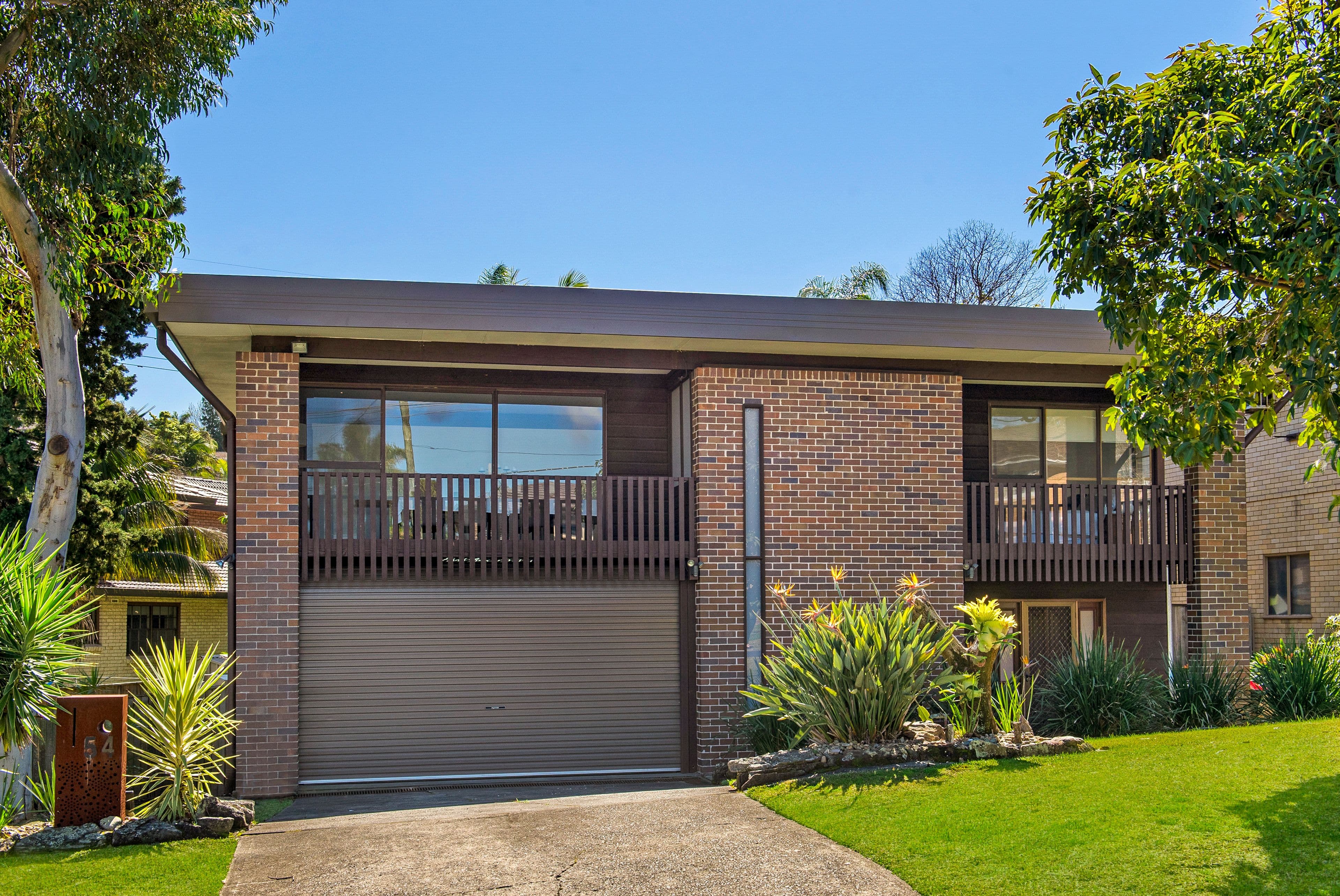 29 Hews Parade, Belrose - Thumbnail 2