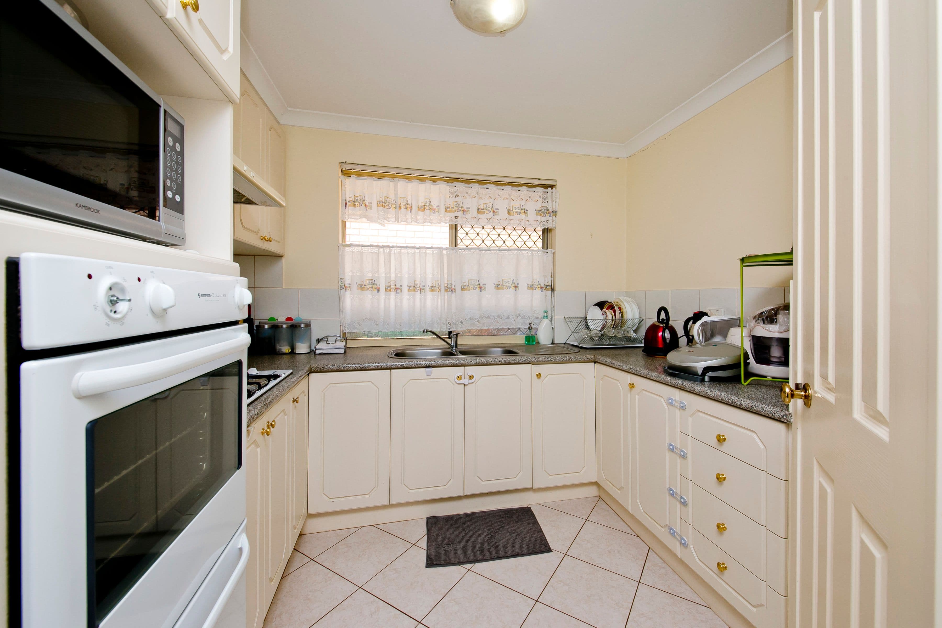 242 Lawrence Street, Bedford WA 6052, Bedford - Thumbnail 4