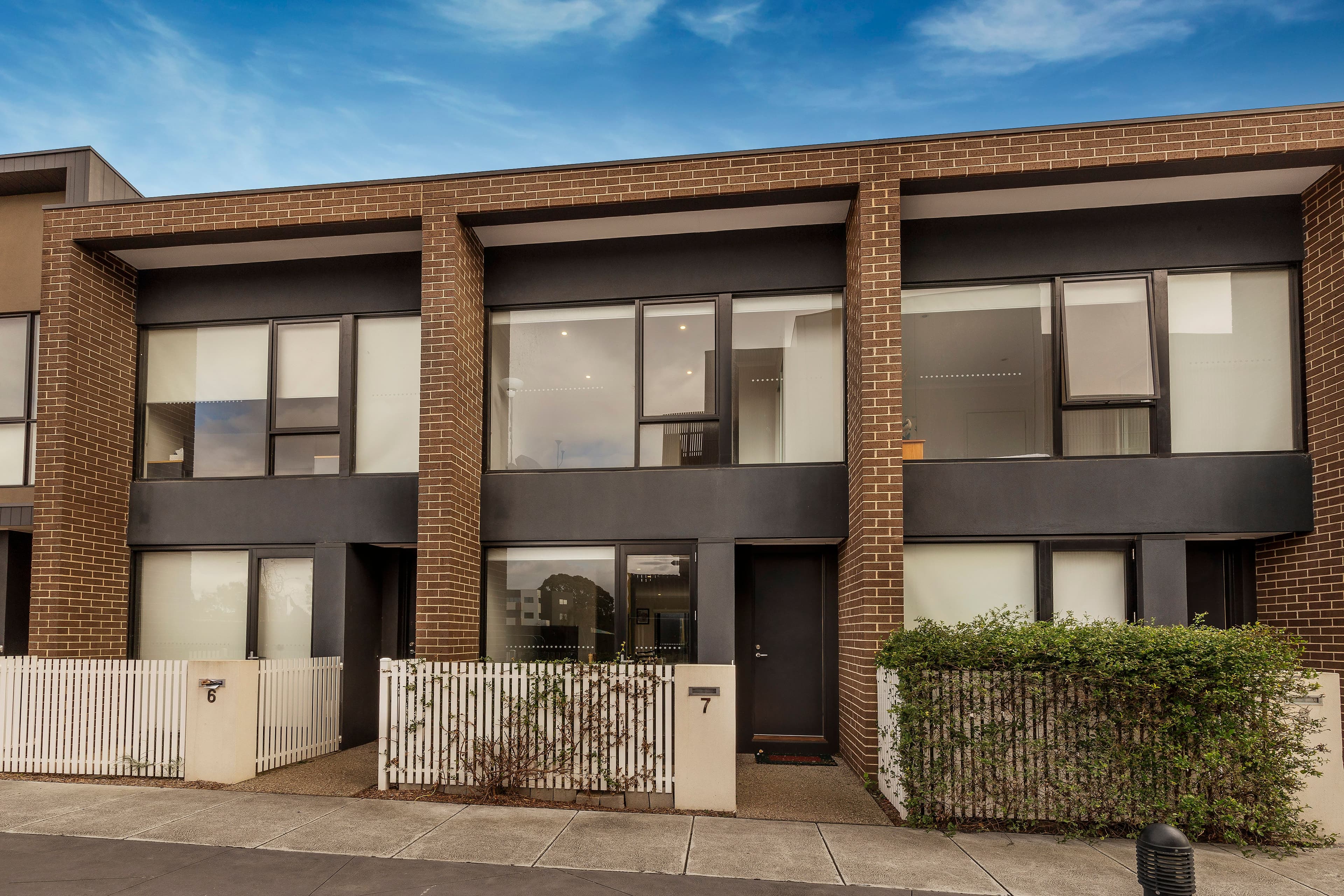 7 Olsen Walk, Mill Park VIC 3082, Mill Park - Image 1