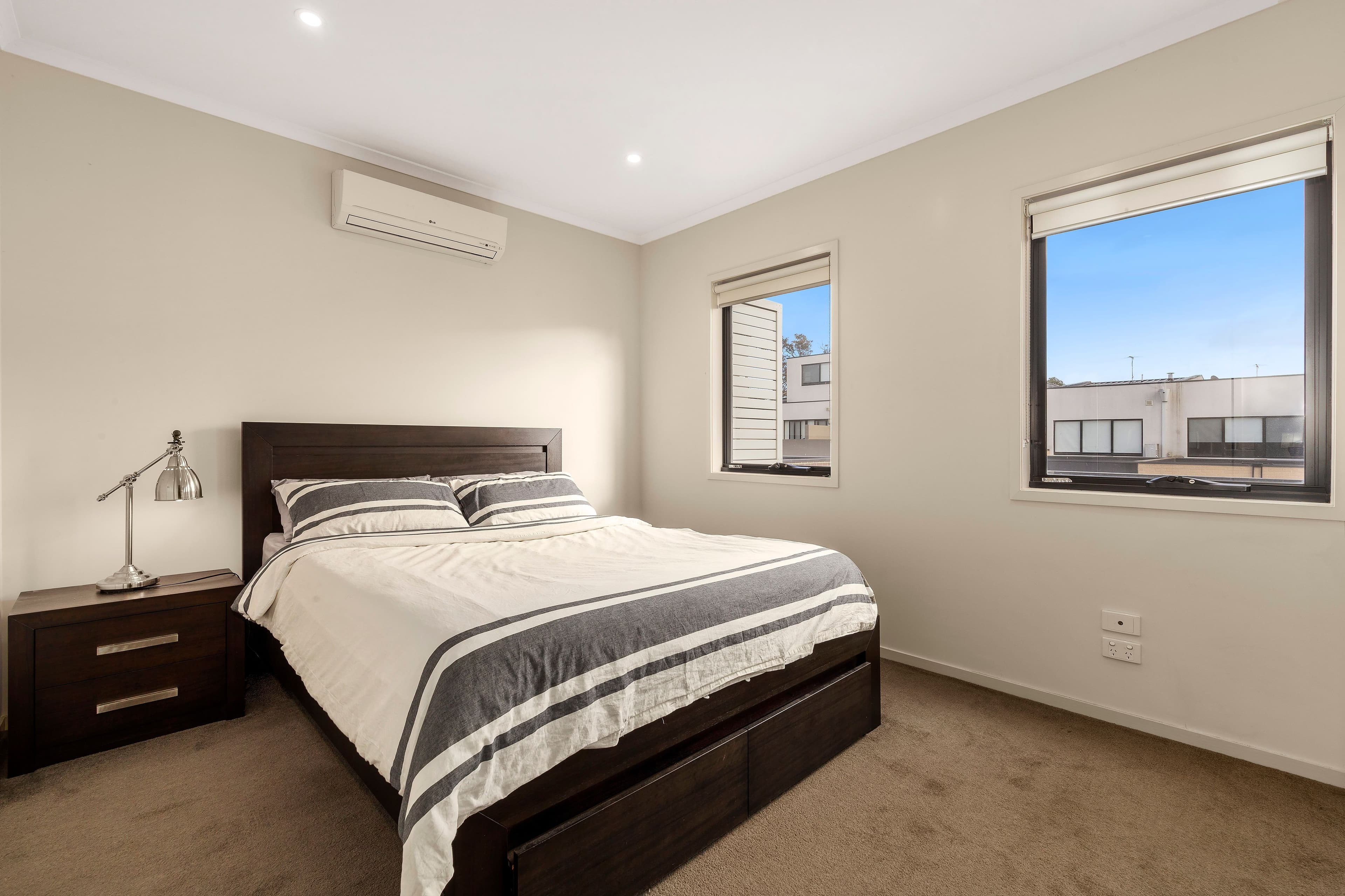 7 Olsen Walk, Mill Park VIC 3082, Mill Park - Thumbnail 6