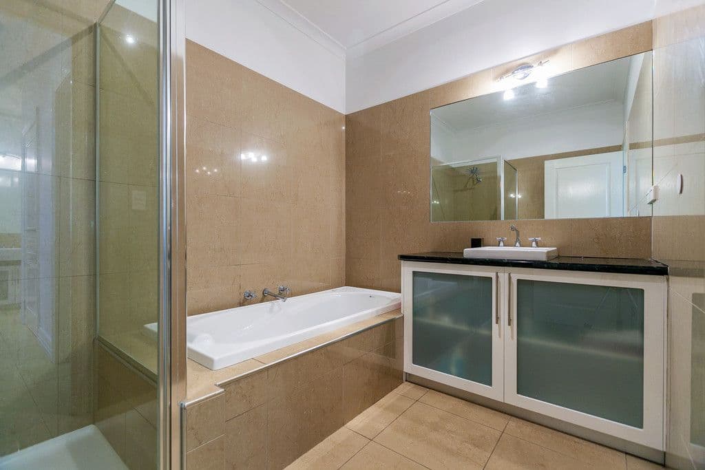 8 Kestrel Road, SOUTH MORANG VIC 3752, South Morang - Thumbnail 5