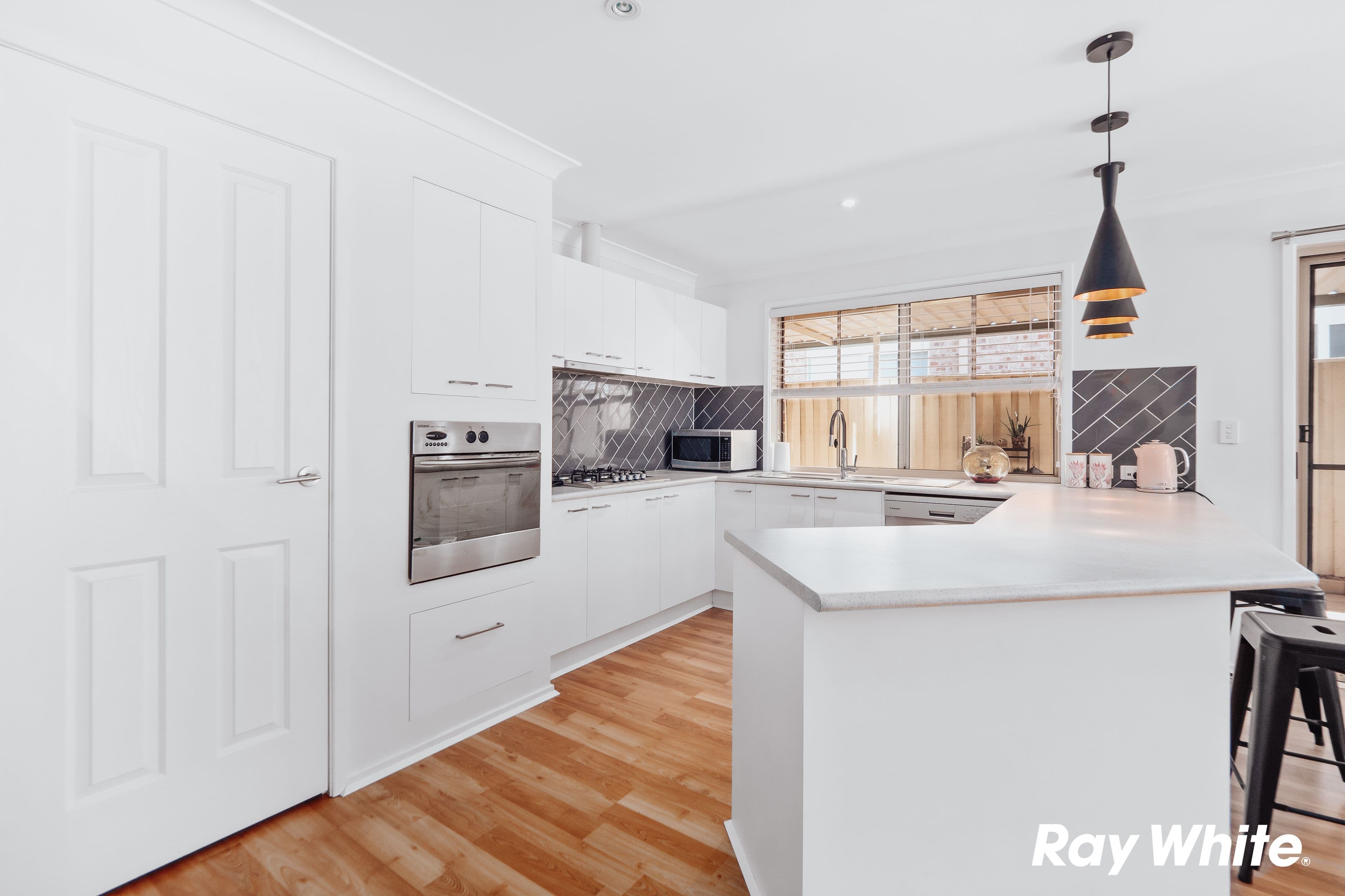8 Dakota Court, Stanhope Gardens NSW 2768, Stanhope Gardens - Thumbnail 2