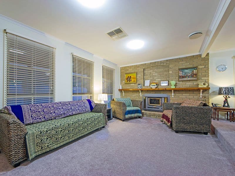 11 Canopus Place, MELTON WEST VIC 3337, Melton West - Thumbnail 5