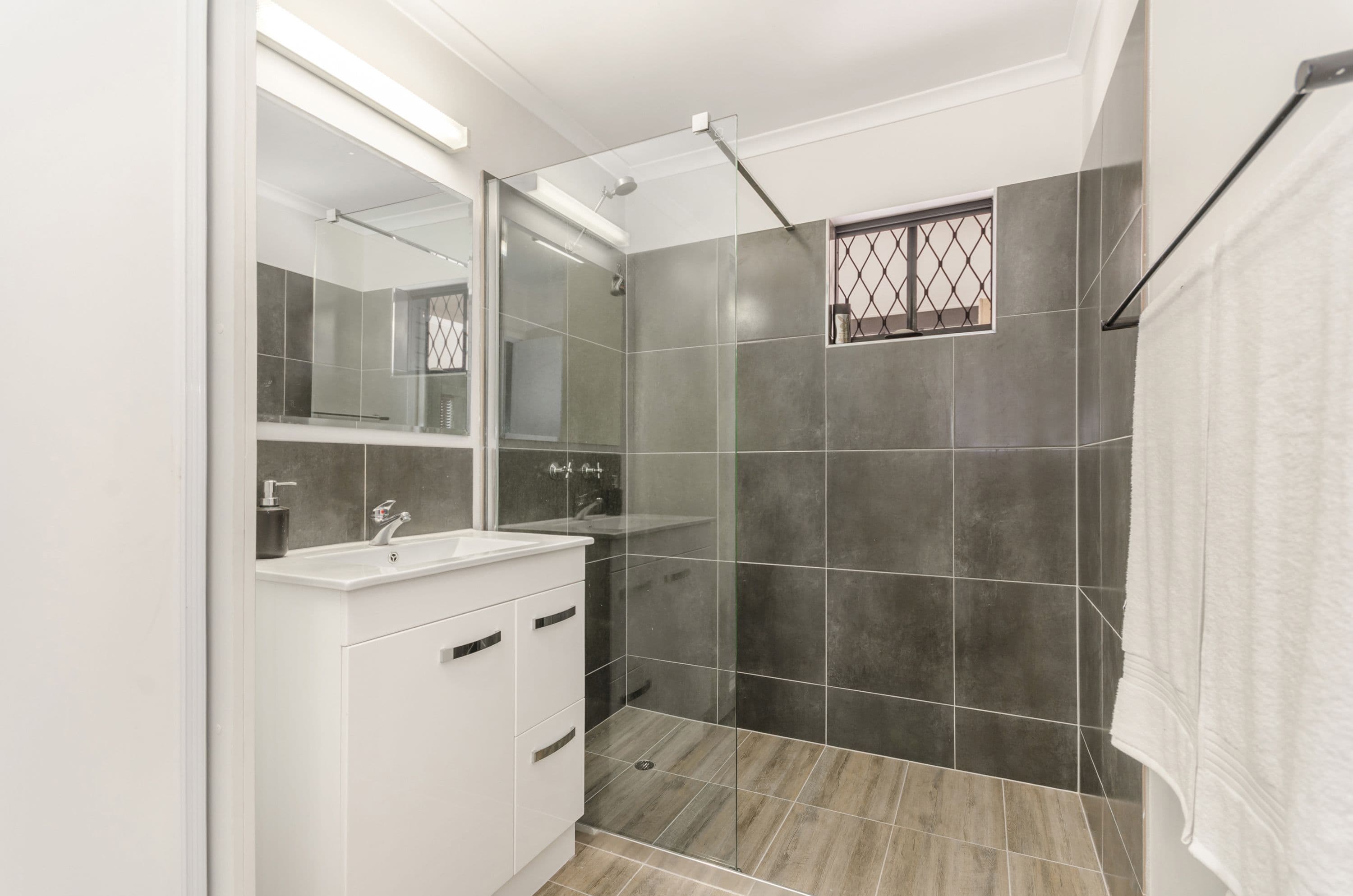 2 Poplar Street, Kirwan QLD 4817, Kirwan - Thumbnail 5