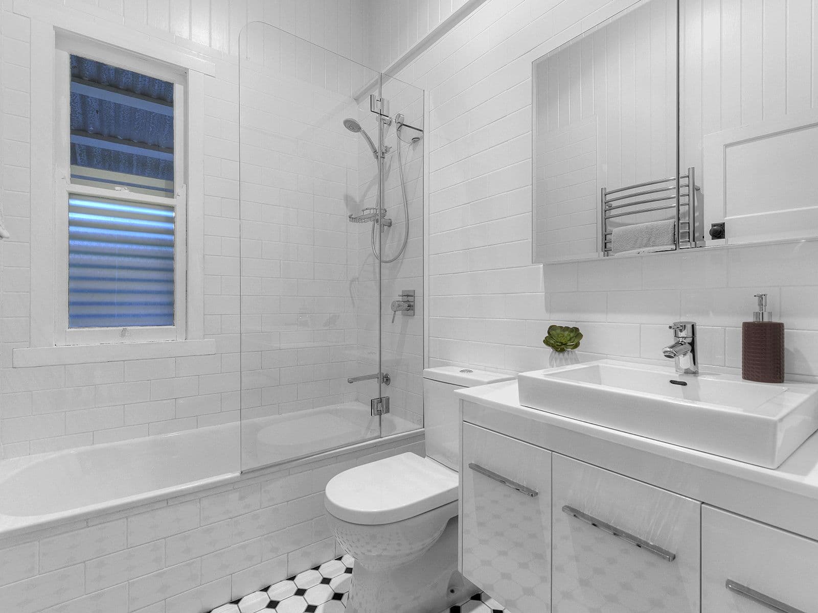 15 Beatrice Street, Hawthorne QLD 4171, Hawthorne - Thumbnail 6