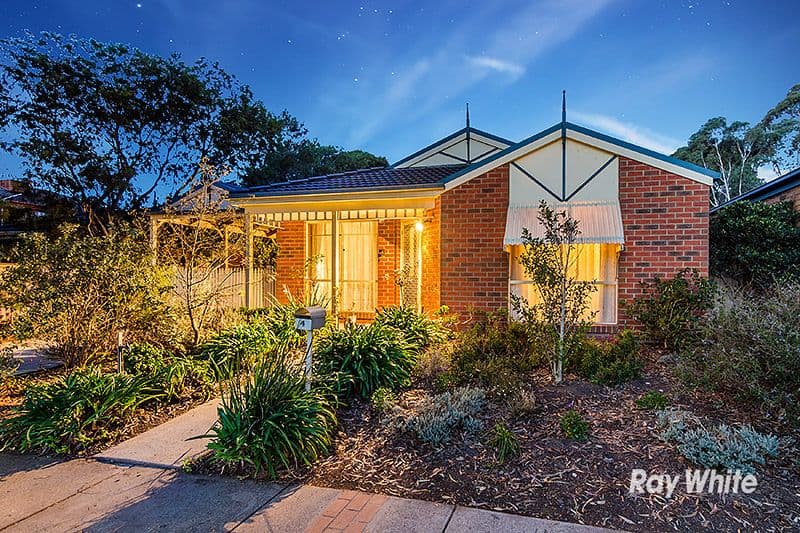 4 Banyalla Drive, Cranbourne West VIC 3977, Cranbourne West - Thumbnail 2