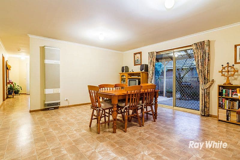 4 Banyalla Drive, Cranbourne West VIC 3977, Cranbourne West - Thumbnail 5