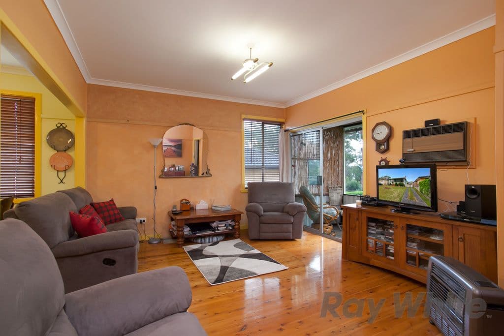 53 Marmong Street, BOORAGUL NSW 2284, Booragul - Thumbnail 3