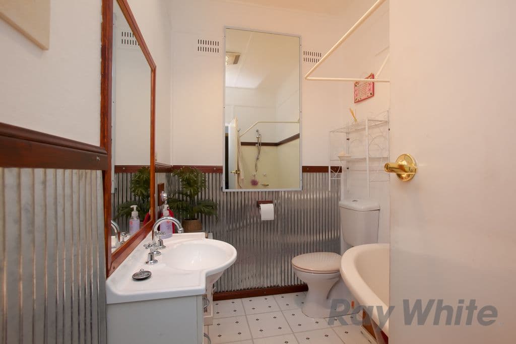 53 Marmong Street, BOORAGUL NSW 2284, Booragul - Thumbnail 5