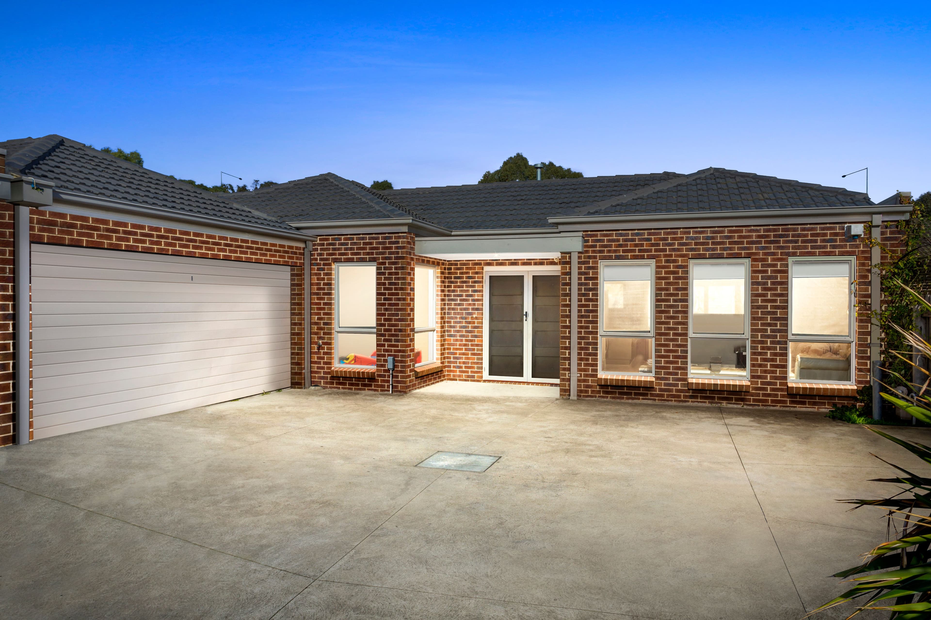 19 Newton Street, Thomastown VIC 3074, Thomastown - Image 1