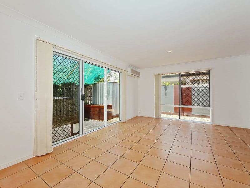 4 Oxbridge Chase, ARUNDEL QLD 4214, Arundel - Thumbnail 3