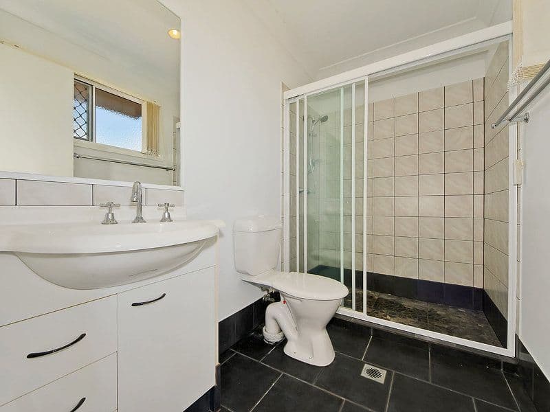 4 Oxbridge Chase, ARUNDEL QLD 4214, Arundel - Thumbnail 4